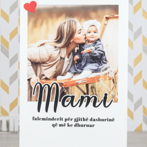 Kanavacë në telajo druri