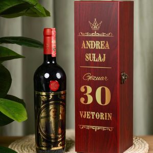 Kuti vere druri me aksesorë Vishnje