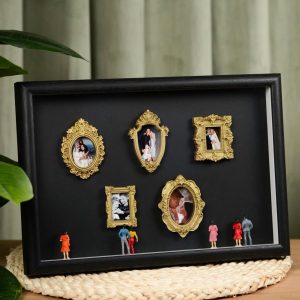 Kornizë Muzeu i kujtimeve black