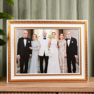 Kornizë Family