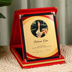 Certifikatë Vlerësimi e Kuqe